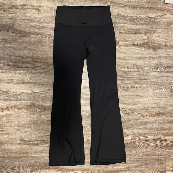 Fabletics Ultra High-Waisted PureLuxe Flare Pant (L) - Picture 3 of 4